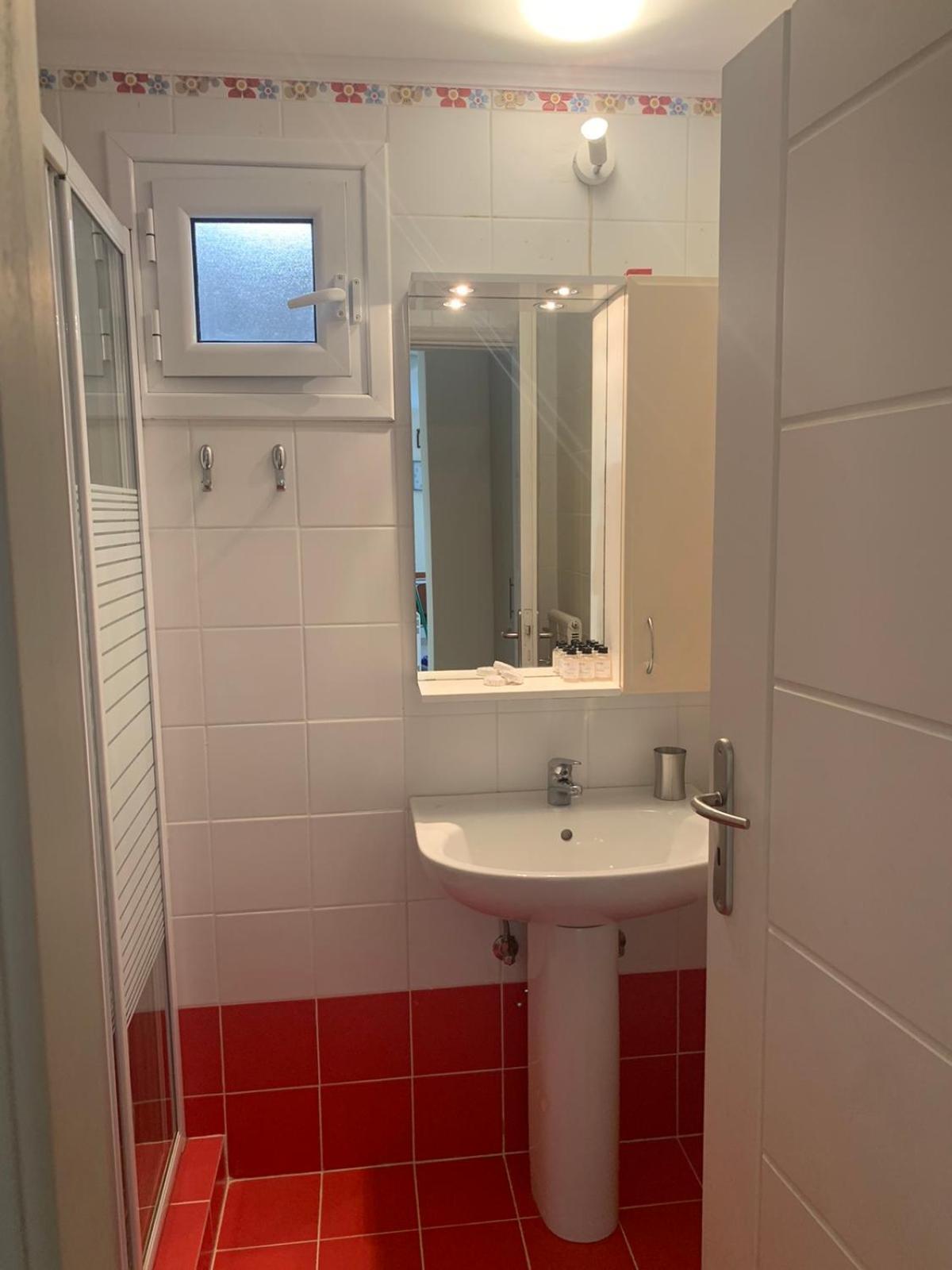הוילה Kamáres Ageranos Seaview House מראה חיצוני תמונה