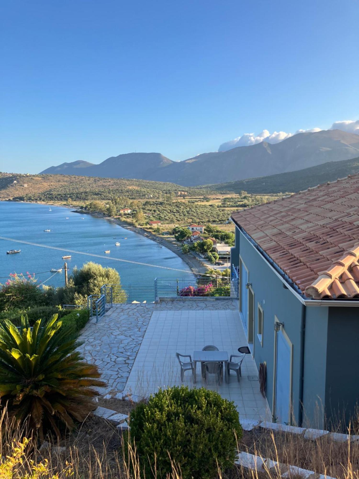 הוילה Kamáres Ageranos Seaview House מראה חיצוני תמונה