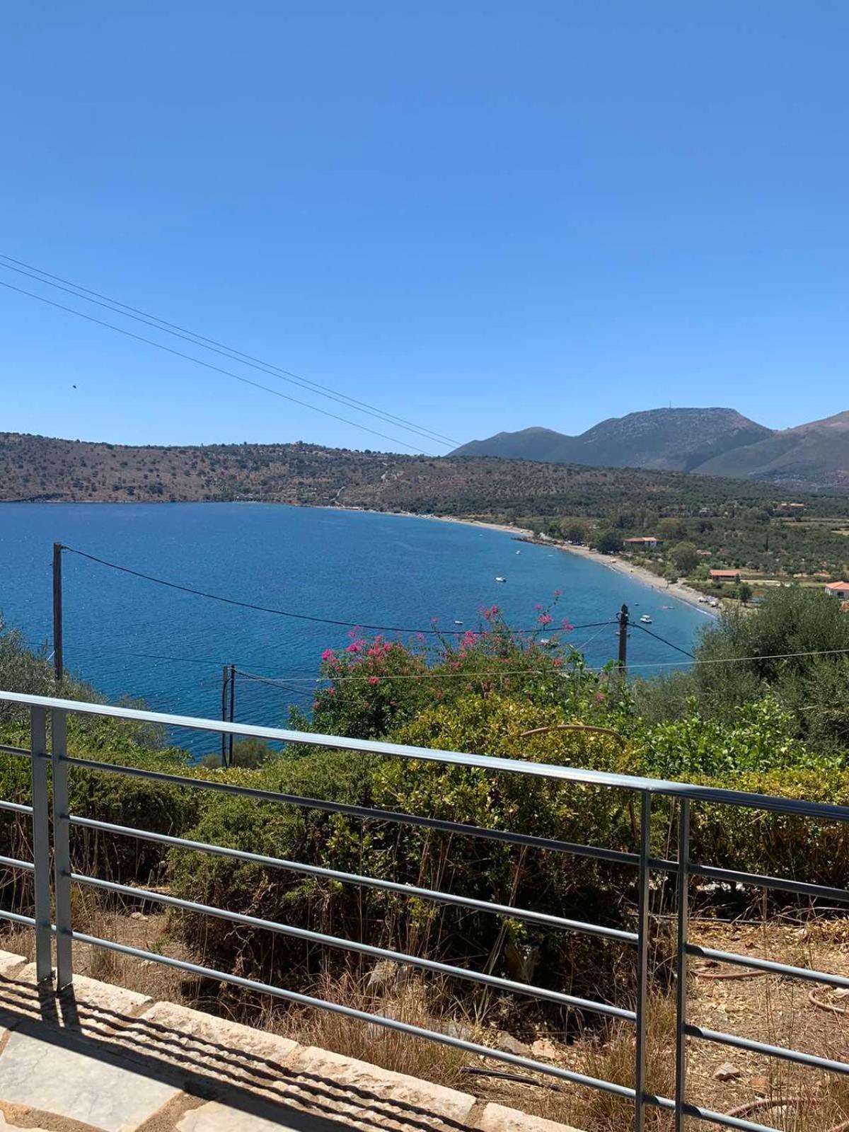 הוילה Kamáres Ageranos Seaview House מראה חיצוני תמונה